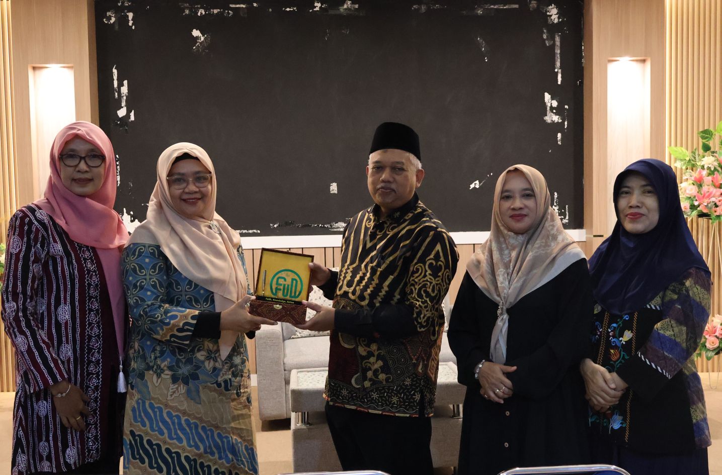 Pererat Jalinan Komunikasi, FUD UIN Surakarta Sambut Kolega Dari Mataram